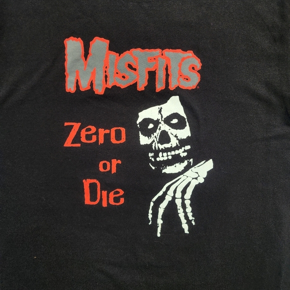 Misfits Zero or Die Tee - Picture 4 of 4